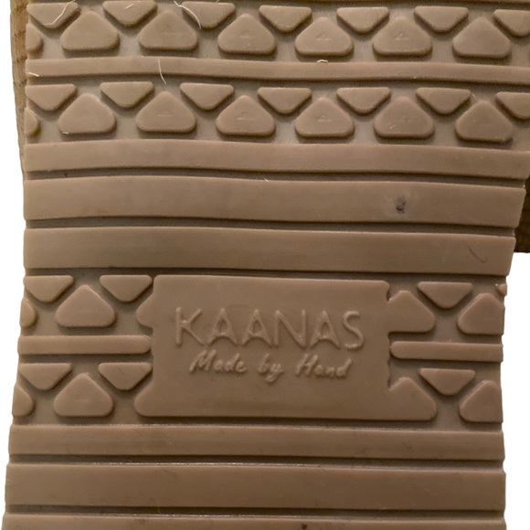 LN Kaanas Tan Embossed Leather Espadrille Slides Sandals - 7 - Picture 11 of 12